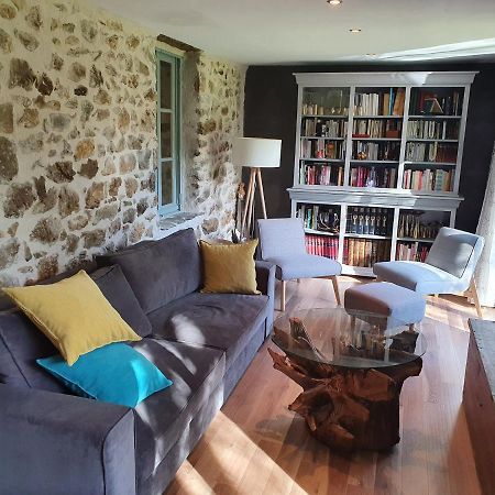 Gite De La Genevriere Saint-Chamant Dış mekan fotoğraf
